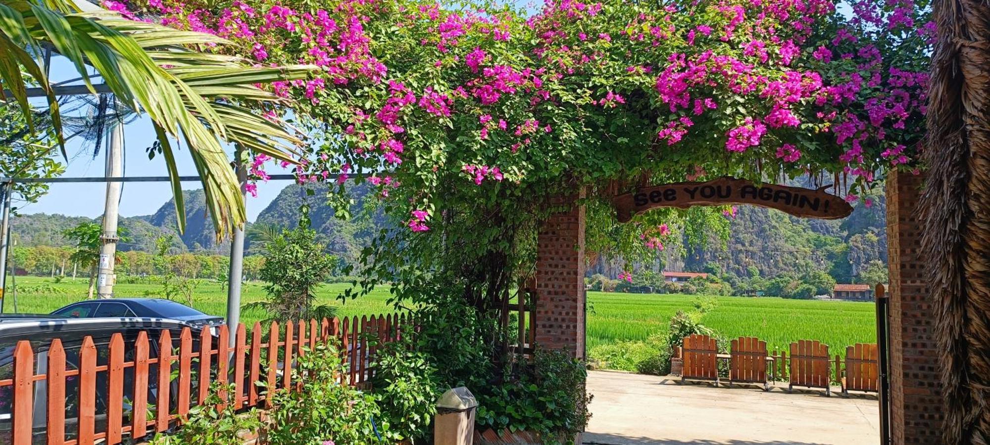 Tam Coc Village * Ниньбинь
